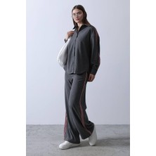 Kinzi Kadın Şerit Detaylı Gri Oversize Gömlek ve Pantolon Takım