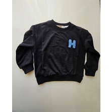Küçük Harf Işlemeli Sweatshirt