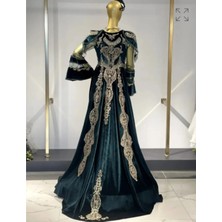 Zümrüt Yeşili Kadife Gümüş Sırma Işlemeli Kolları Tül Kaftan