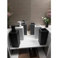 BG Signature Modern Kare Banyo Seti: Sıvı Sabunluk ve Diş Fırçalık Siyah