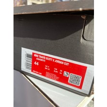 Travis Scot Sneaker