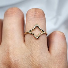 Fasek Gold Gümüş Yüzük - Dört Yapraklı Zarif Yonca 925 Ayar Gümüş Yüzük