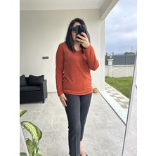 Kadın Uzun Kollu  Yakası Taş Detaylı Büyük Beden Triko Görünümlü Siyah Bluz-Bgb-57