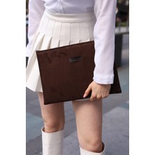 Bahels Kadın Acı Kahve Süet Portföy & Clutch Çanta Orta Boy Polyester Malzeme ile Şık Görünüm Sunar