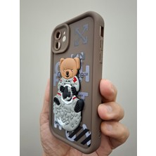 TrendyTech iPhone 11 Kılıf 3D Sevimli Cool Kaykaycı Astronot Ayıcıklı Kamera Korumalı Esnek Silikon Lüks Kılıf