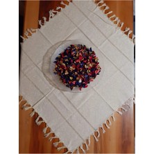 Buldan Bezi Krem Rengi Masa Örtüsü Sarı Simli Püsküllü 90*90 cm