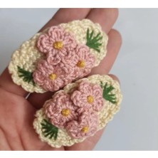İnci Mode Çocuk Üç Çiçekli Amigurumi Örgü Toka Bej Tek Ebat