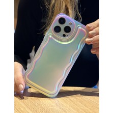 Paladyum Case iPhone 16 Pro Max Uyumlu Zigzaglı Dalgalı Hologram Puf Kılıf