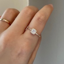 nerora Kararmaz Premium Tektaş Yüzük