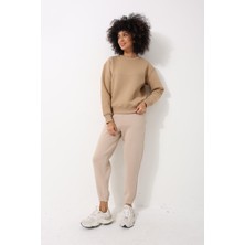 Amida Kamel Sırtı Medusa Nakış Işlemeli Bisiklet Yaka Oversize Kadın Sweatshirt - 2446
