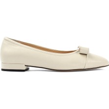 Celal Gültekin Kadın Bej Tokalı Deri Babet