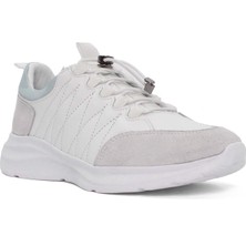 Celal Gültekin Kadın Beyaz Bağcıklı Kalın Tabanlı Deri Sneaker