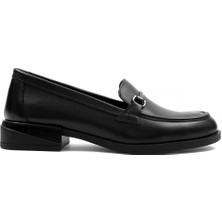 Celal Gültekin Kadın Siyah Tokalı Deri Loafer