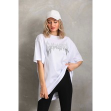 Reyaz Taş Desenli Oversize T-Shirt - Beyaz