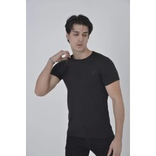 Tarz Yeri Unisex Göğüs File Aksesuarlı T-Shirt - Siyah