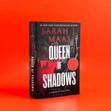 Queen Of Shadows - The Throne Of Glass Series - Sarah J. Maas