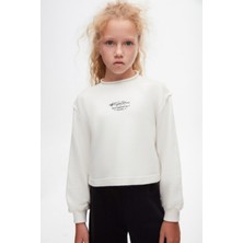 Ön ve Sırt Baskılı Pamuklu Bisiklet Yaka Kız Çocuk Sweatshirt
