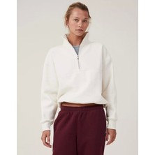 Tarz Yeri Oversize Yarım Farmuarlı Yakalı Basic Sweatshirt - Beyaz