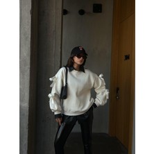 Minaaise Kadın Ekru 3 Iplik Şardonlu Geniş Kesim Kurdele Detaylı Sweatshirt 28318