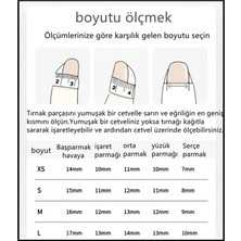 M Boyutlu Çiçek Desenlı Takma Tırnak