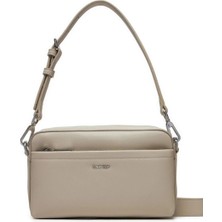 Calvin Klein Kadın Kamera El Çantası Poliüretan Gri Renk Şık Tasarım