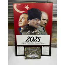 Ömür Takvim Atatürk Imzalı 4.bölge 2025 Kartonlu Yapraklı Duvar Takvimi