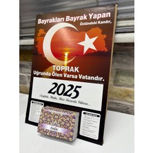 Ömür Takvim Türk Bayraklı 2.bölge 2025 Kartonlu Yapraklı Duvar Takvimi