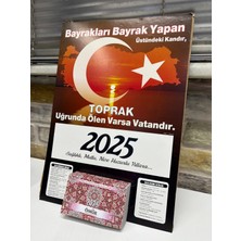 Ömür Takvim Türk Bayraklı 3.bölge 2025 Kartonlu Yapraklı Duvar Takvimi