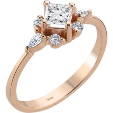 Sirius Pırlanta ve Prenses Kesim Beyaz Topaz Taşlı Mila Yüzük 0447R0094