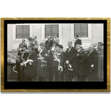 Marsilyan Yapay Zeka İle Yenilenmiş Atatürk Fotoğrafları Siyah Beyaz Cam Tablo, 3d Dekoratif Baskı 383