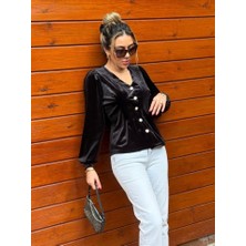 Kadın Uzun Kollu V Yakalı Önden Düğmeli Kısa Kadife Bluz