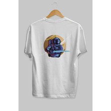 ankhises Astro Knight Arka Baskılı Beyaz Oversize T-Shirt  Erkek Kadın Bisiklet Yaka