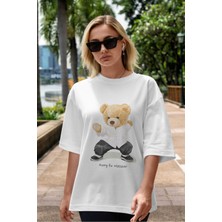 ankhises Teddy Bear Kung Fu Master Ön Baskılı Beyaz Oversize T-Shirt Erkek Kadın Bisiklet Yaka