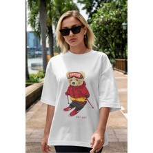 ankhises Teddy Bear Ski On Ön Baskılı Beyaz Oversize T-Shirt Erkek Kadın Bisiklet Yaka