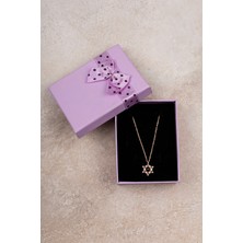Jewelmim Gümüş 100 Dilde Seni Seviyorum Yazan 18 Ayar Rose Altın Kaplama Çiçek Kolye 925 Ayar Gümüş Kadın Kolye | Bayan Yüz Dilde Seni Seviyorum Kolyesi Zirkon Taşlı Çiçekli Kadın Gümüş Kolye