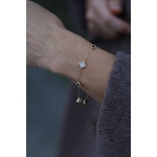 Yenigün Kuyumculuk 14 Ayar Altın Siyah Beyaz Yonca Dizisi Bileklik