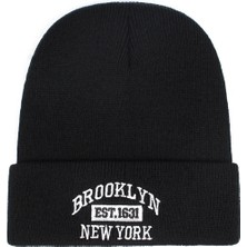 Pissos Brooklyn Nakışlı Bere 3'lü Paket Kışlık Katlamalı Trend Şapka