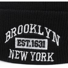 Pissos Brooklyn Nakışlı Bere 3'lü Paket Kışlık Katlamalı Trend Şapka