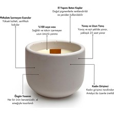 Candle Purr Whispering Gardenia 130G Soya Mumu - El Yapımı Beyaz Beton Kapta