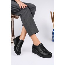 Akgün Terlik Akgün Hakiki Deri Siyah Anatomik Taban Rahat Ayakkabı