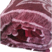 Mediterian Yumuşak peluş battaniye, parlak ve dayanıklı, sıcak ve konforlu kullanım sağlar.