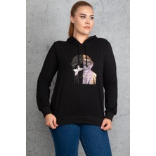 Kadın Siyah Ön Baskı ve Taş Detaylı Kapşonlu Sweatshirt 65N18832