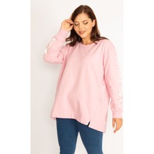 Kadın Pembe Içi Şardonlu Pamuklu Kumaş Etek Ucu Iki Yan Fermuar Yırtmaçlı Kol Baskılı Sweatshirt