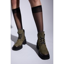 Eric Nurnberg Hilda Hakiki Deri Kadın Bot