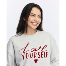 Kaf Kumaş Kadife Love Yourself Desenli Gri Melanj Yumuşak Dokulu Regular Fit Bisiklet Yaka Kadın Sweatshirt