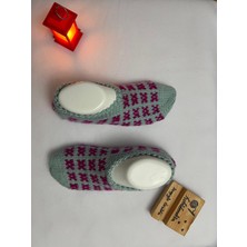 Geleneksel Motif Desenli Örgü Patik Çorap