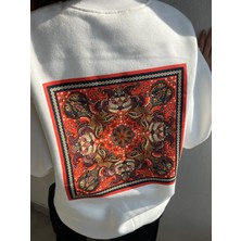 Nakış Baskılı, Payetli Şardonlu Sweatshirt