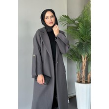 Bayan Kaşe Kaban