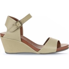 Bueno Shoes Haki Deri Kadın Dolgu Topuklu Sandalet 01WJ1503 01WJ1503