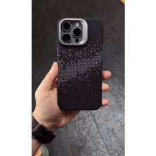 Lopard Apple iPhone 16 Pro Max Karbon Fiber Metal Kamera Korumalı Kılıf İnce Sert Magsafe Arka Kapak Koruma Siyah Mor Kahve